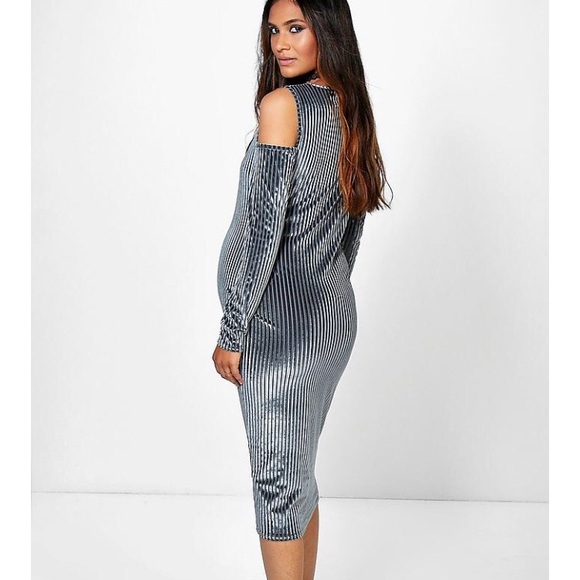 boohoo cold shoulder dress